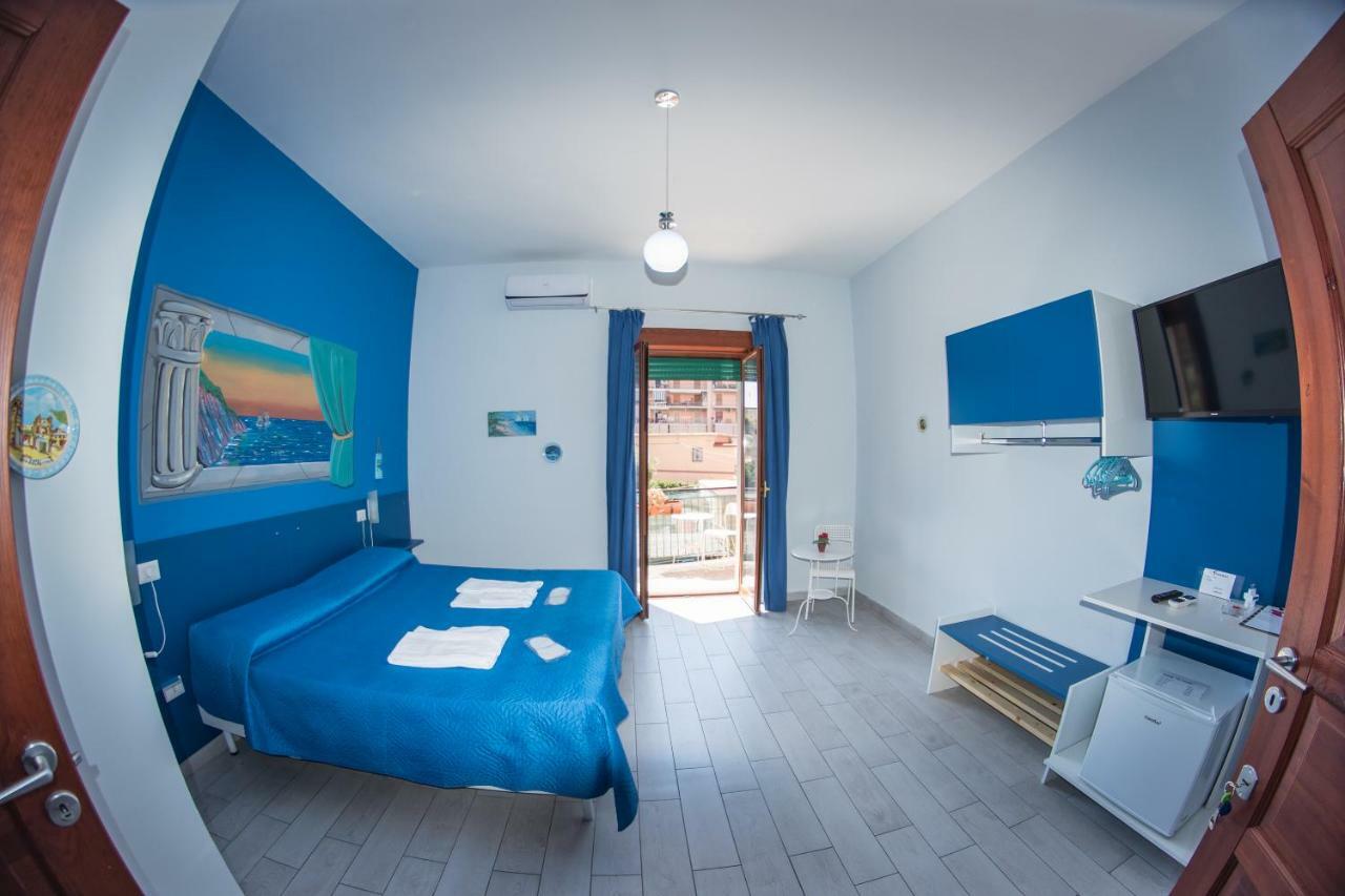 B&B Le Isole Nápoles Exterior foto